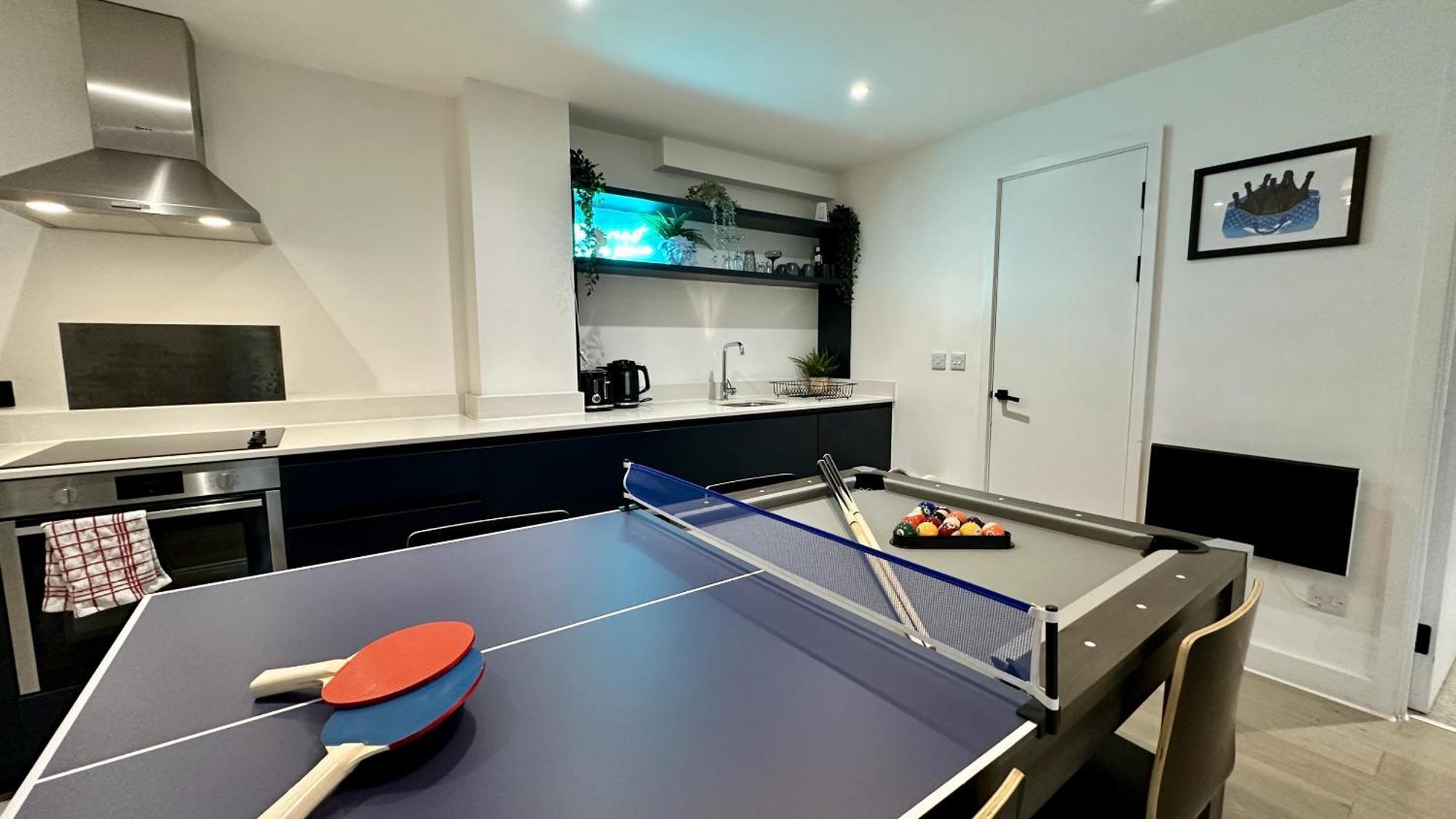 Lux Livin' Apartments - Luxury 2 Bed Apartment With Sky Garden Manchester Exterior photo