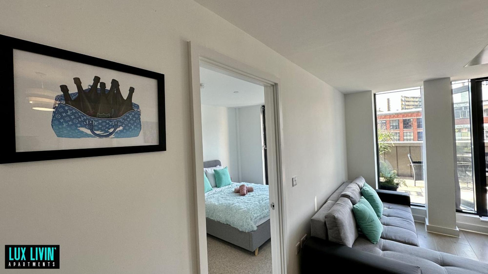 Lux Livin' Apartments - Luxury 2 Bed Apartment With Sky Garden Manchester Room photo